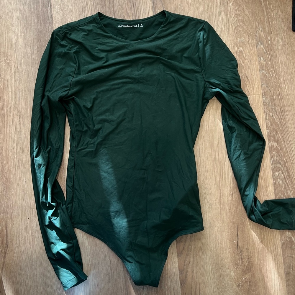 Abercrombie & Fitch Women's Green Long Sleeve